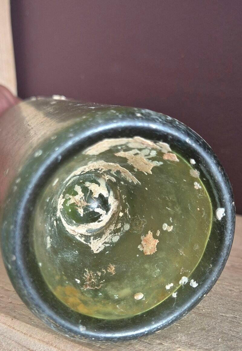 Shipwreck encrusted bottle - Image 4